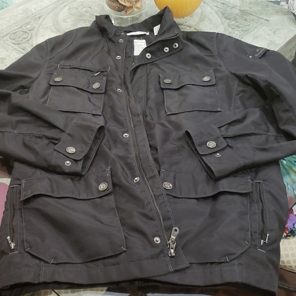 Tommy Bahama men's spring jacket medium size like new army green